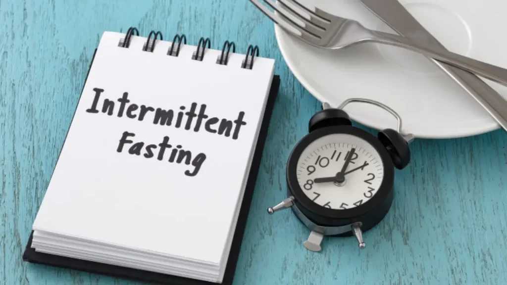 Intermittent Fasting vs. Balanced Diet: What Works Best?